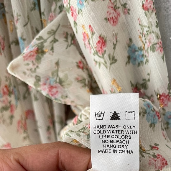 NWT Prairie Floral Blouse - Picture 6 of 6